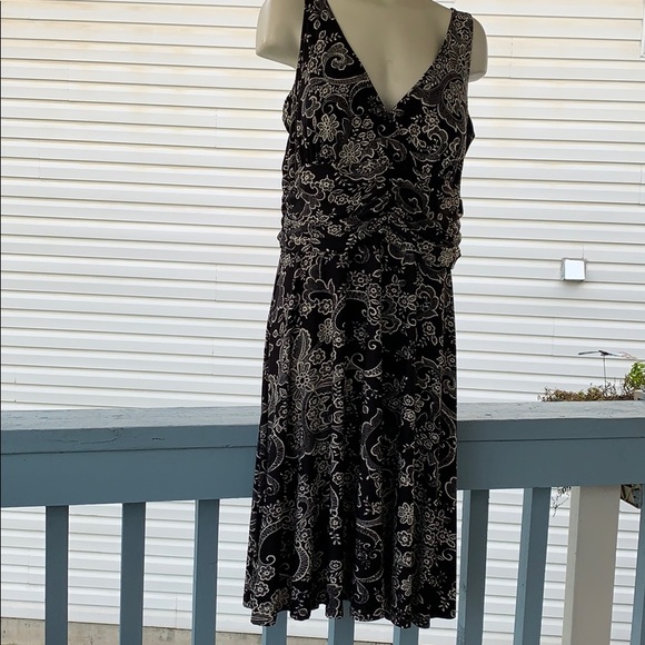 Flattery will get you everything - Picture 4 of 9